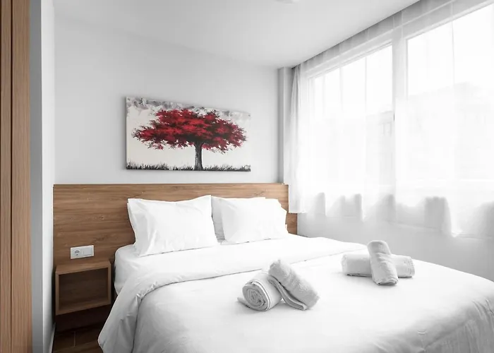 Ultima, Nilie Hospitality Mgmt