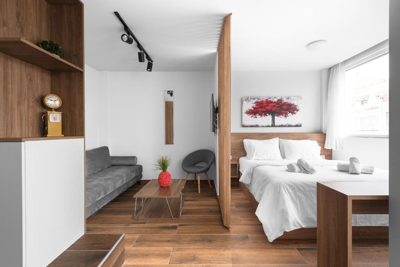 Ultima, Nilie Hospitality Mgmt Thessalonique
